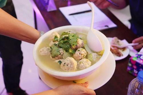 吃瓜的美食视频大全集免费观看,带你开启味蕾盛宴之旅 第1张 吃瓜的美食视频大全集免费观看,带你开启味蕾盛宴之旅 第1张